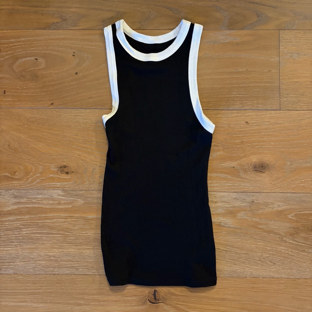 Black & White Stretchy Ribbed Tank